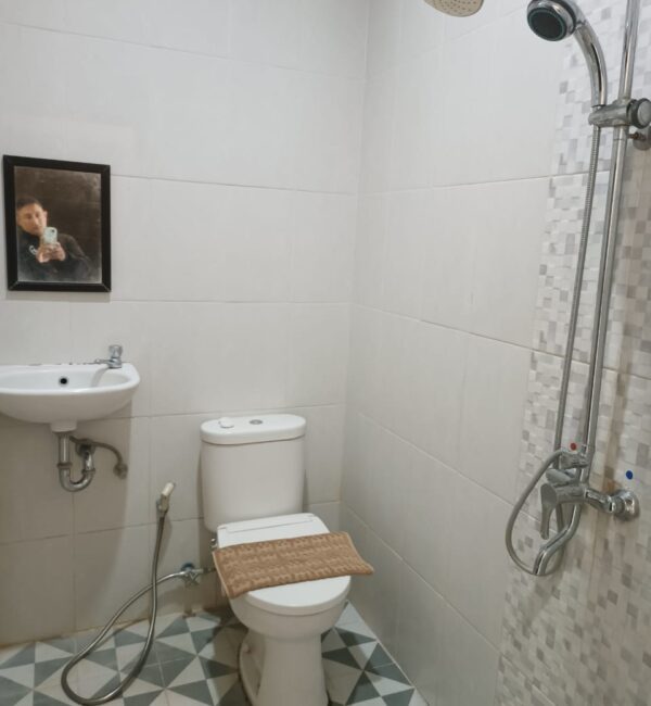 Deluxe Room Bathroom